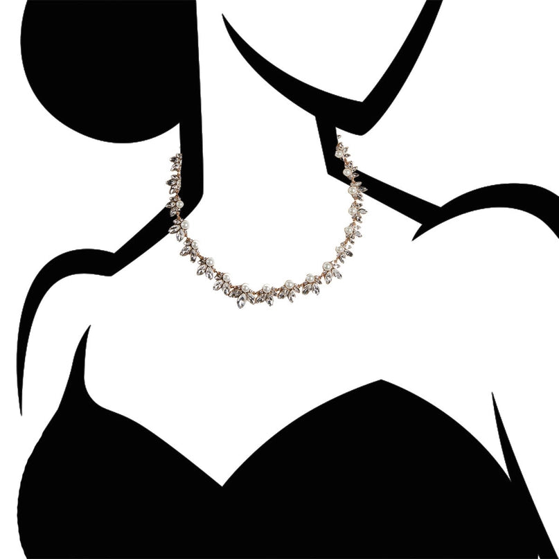 Kristallhalsband med blad och pärlor från Lovett & Co