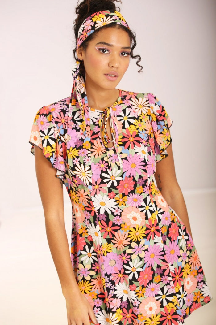 nadeen mini dress being_bethie on LTK