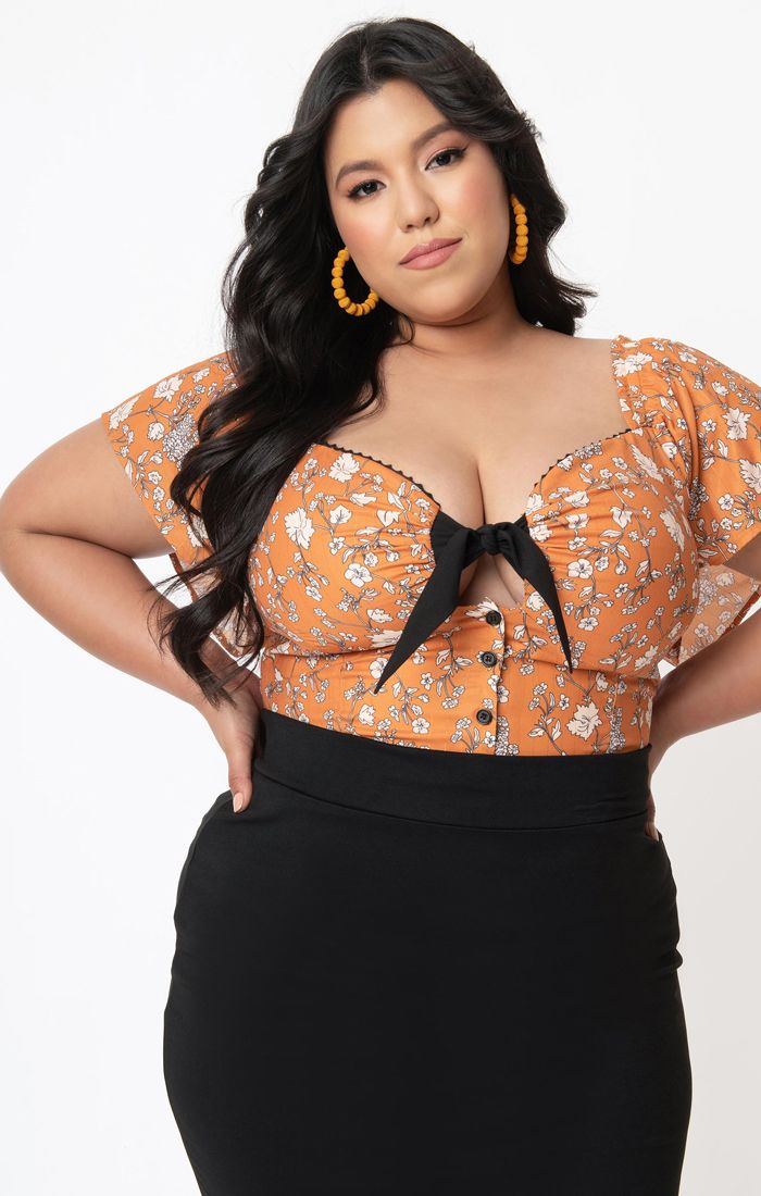 Charlemagne Floral Flutter Sleeve Blouse by Unique Vintage