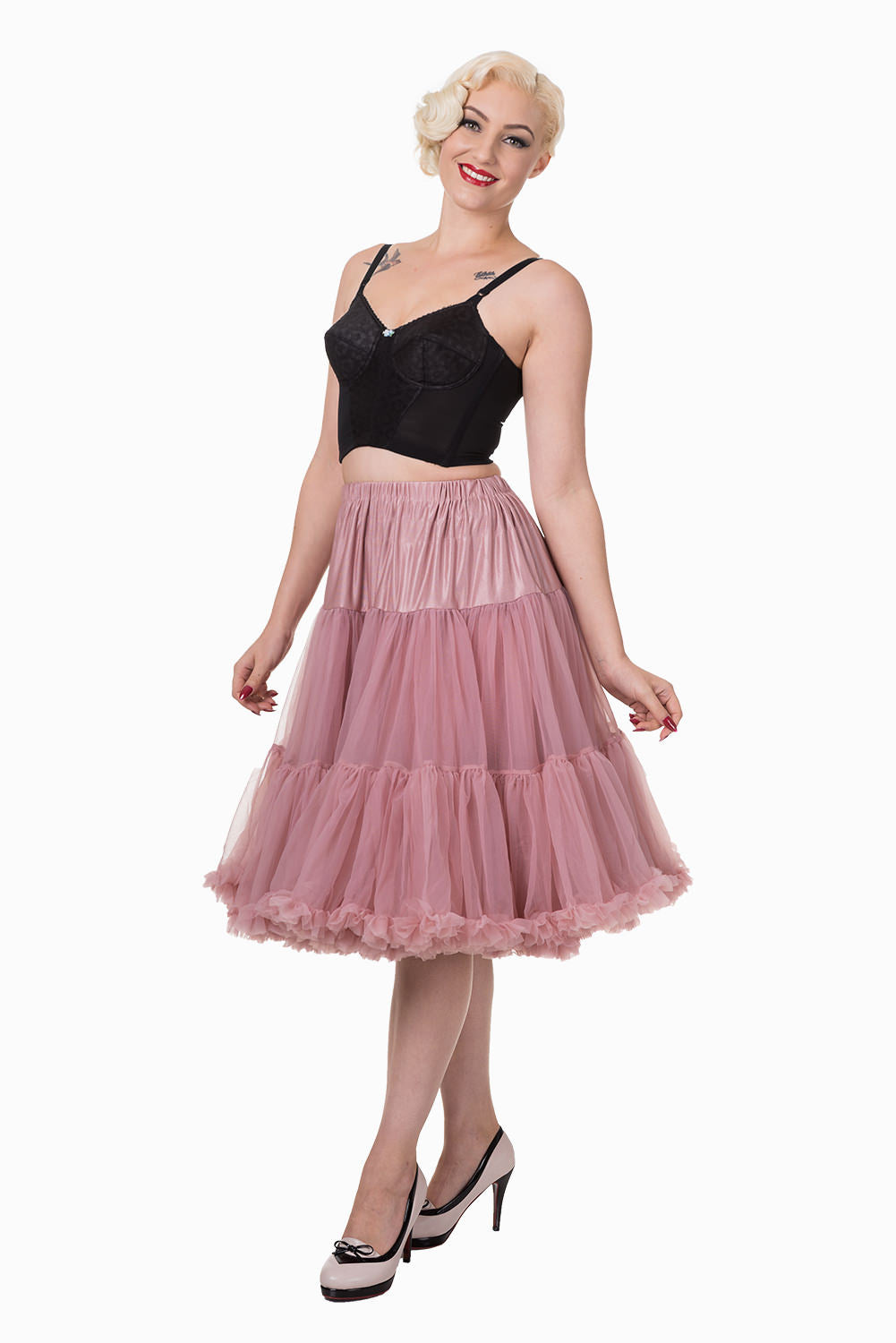 How to Choose the Best Petticoat for Your Outfit