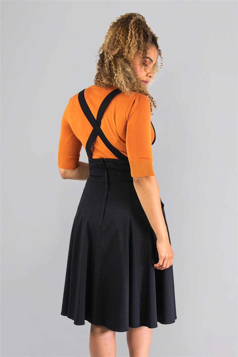 Alexa Plain Black Swing Skirt by Collectif