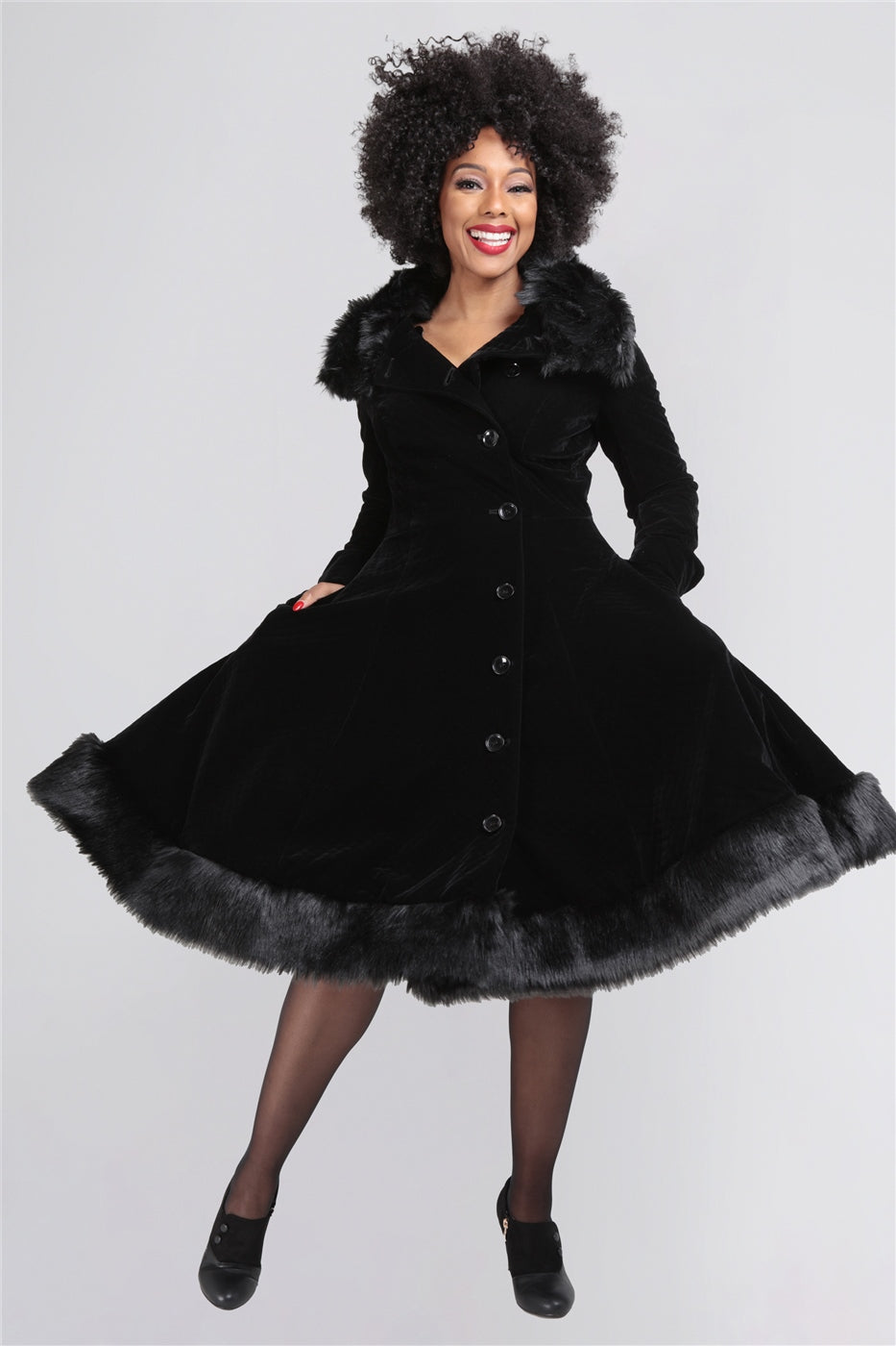 Nuit Quilted Velvet Swing Coat by Collectif