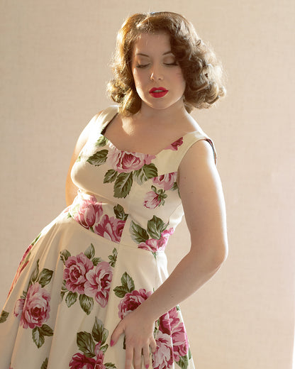 Frances Floral 50s Swing Dress by Hearts and Roses