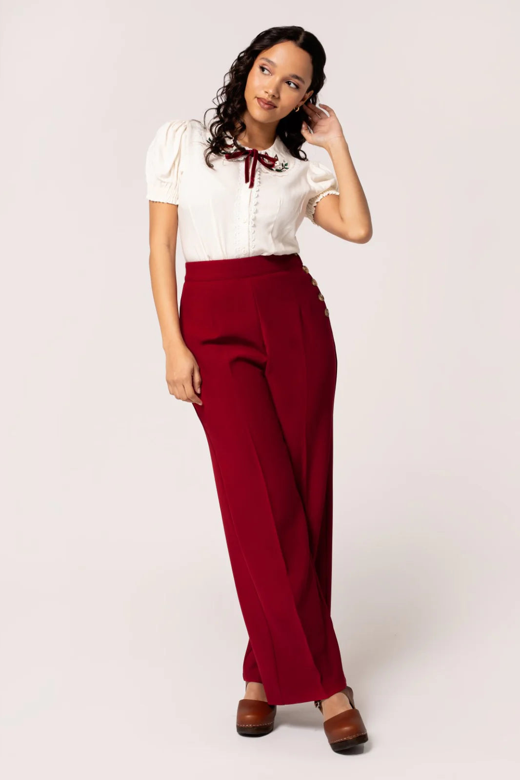 Ginger 50s Trousers in Red by Hell Bunny