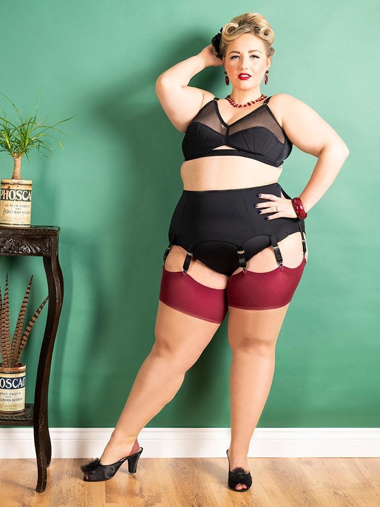 Curve Seamed Stockings in Champagne/Claret H2079