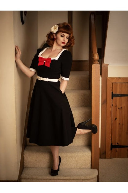 Sadie 50s Swing Dress in Black by Collectif