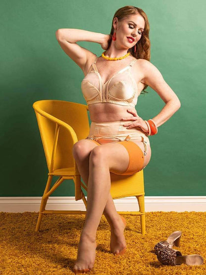 Glamour Seamed Stockings in Champagne/Pumpkin H2082