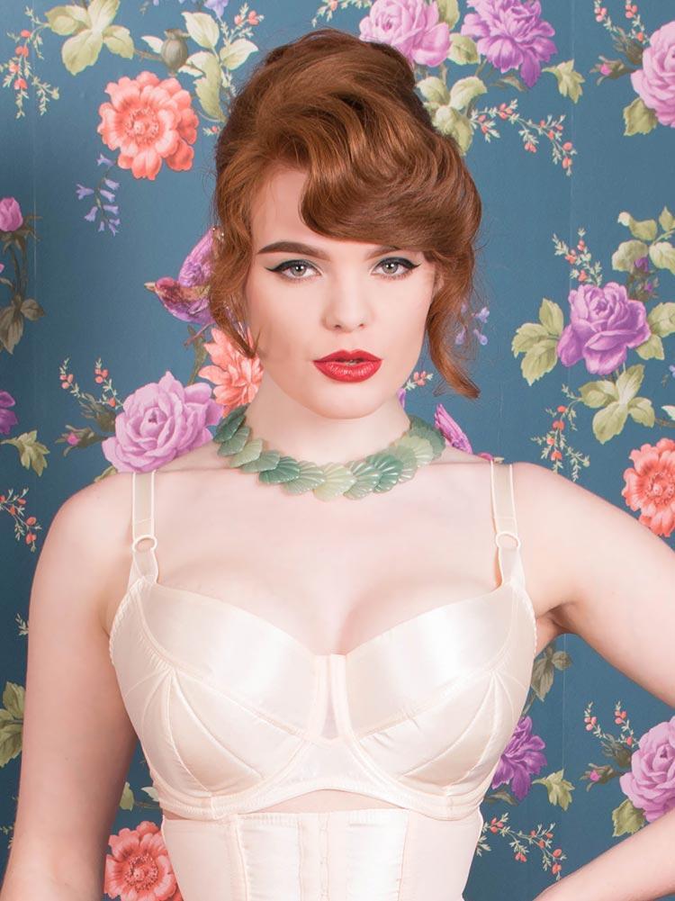 Glamour 1950s Underwired Bra in Vintage Peach L6034 by What Katie Did